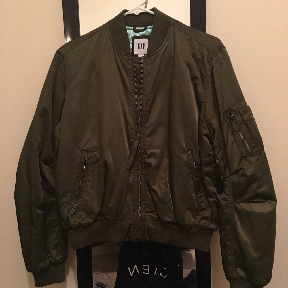 Gap bomber jacket
